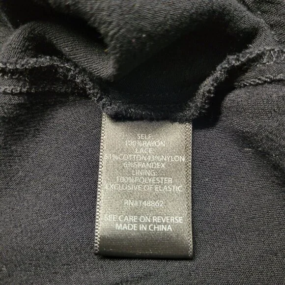 Torrid Size 0 Classic Black Tie V Neck Lace Longsleeve Lightweight Blouse - Picture 8 of 10